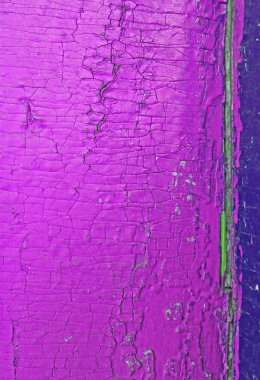 Ahşap üzerinde eski boya kalıntıları olan eski ahşap bir arka plan. Eski bir ağacın dokusu, eski bir ahşap arka plan soyma boyası. Kırık boyalı eski mavi tahta