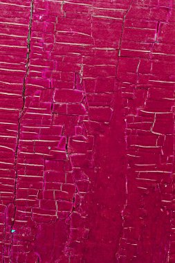 Ahşap üzerinde eski boya kalıntıları olan eski ahşap bir arka plan. Eski bir ağacın dokusu, eski bir ahşap arka plan soyma boyası. Kırık boyalı eski mavi tahta