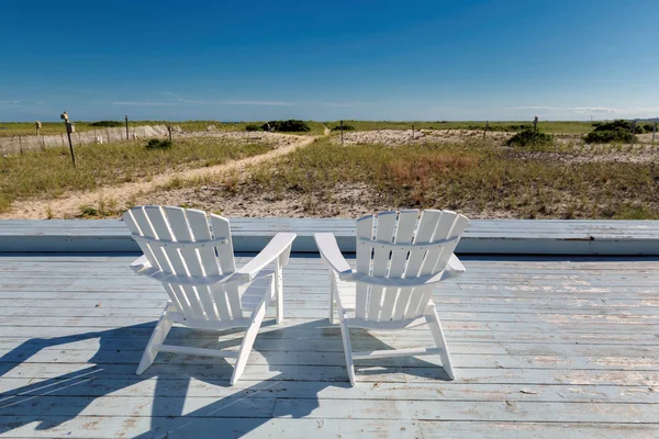 Cadeiras Praia Praia Dia Ensolarado Verão Cape Cod Massachusetts Eua — Fotografia de Stock