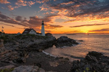 Sunrise at Portland Head Lighthouse in Cape Elizabeth, New England, Maine, ABD.