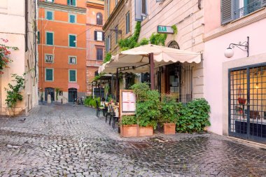 Eski rahat sabah, Roma, İtalya, Roma'da sokak. Mimari ve Roma'nın Simgesel Yapı. 