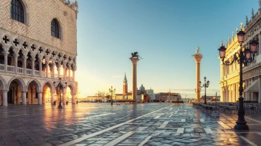 Venedik, İtalya, Vintage sunrise güzel San Marco meydanında sonrası işleme. 