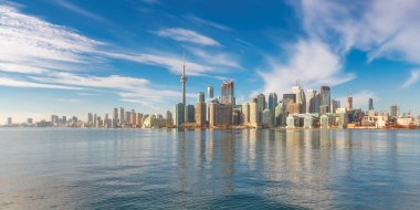 Toronto City gökyüzü güneşli yaz gününde, Toronto, Ontario, Kanada.