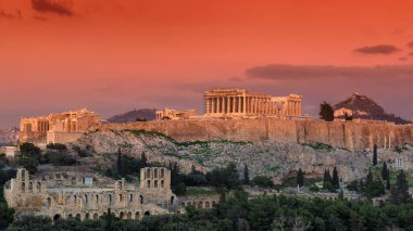 Atina Akropolü, gün batımında Parthenon Tapınağı, Atina, Yunanistan.