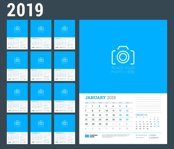 Modèle Calendrier Mural Pour 2019 Année Ensemble Mois Semaine Commence — Image vectorielle