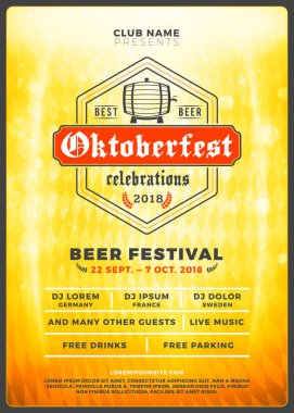 Oktoberfest bira Festivali kutlama. Tipografi şablon bira partisi için poster veya el ilanı. Vintage bira Etiket ışık efektleri ile altın bira arka plan üzerinde