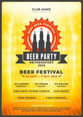 Oktoberfest bira Festivali kutlama. Tipografi şablon bira partisi için poster veya el ilanı. Vintage bira Etiket ışık efektleri ile altın bira arka plan üzerinde