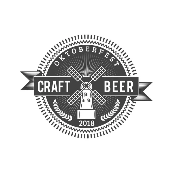 Oktoberfest kutlamaları. Bira Festivali retro tarzı rozet, etiket, amblem. Beyaz arka plan üzerine siyah. Vektör çizim. Bira şirketi şablonu