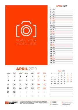 Duvar takvimi planlayıcısı şablonu Nisan 2019. Hafta Pazartesi günü başlar. Vektör çizim