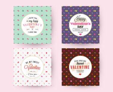 Mutlu sevgililer günü tipografi tebrik kartları kümesi. Vektör tasarım şablonu sorunsuz arka plan ve romantik işaretleri