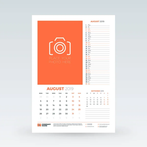 Calendar planner for August 2019. Stationery design template. Vector illustration — Stock Vector