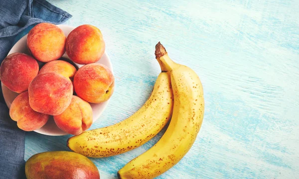 Ingredientes Para Smoothie Frutas Tropicais Com Manga Pêssego Banana — Fotografia de Stock