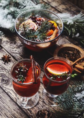 Yılbaşı ve bayram dönemi için mulled şarap