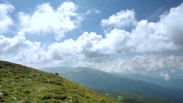 Panoramica panoramica della catena montuosa di Chornohora panorama — Video Stock