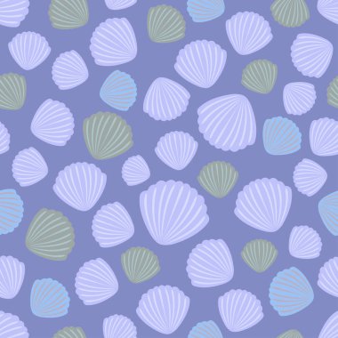 Mor arka planda renkli düz deniz kabukları. Kusursuz deniz altı yaz şablonu. Paketleme ve tekstil için uygun.