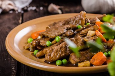 Domuz eti madalyon ile sarımsak sebze ve soya sosu, gıda Fotoğrafçılık, taze ingredience