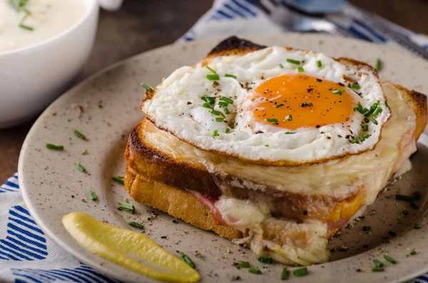 Sandwich Croque Madame Cuisine Délicieuse Photographie Culinaire — Photo