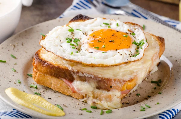 Sandwich Croque Madame Cuisine Délicieuse Photographie Culinaire — Photo