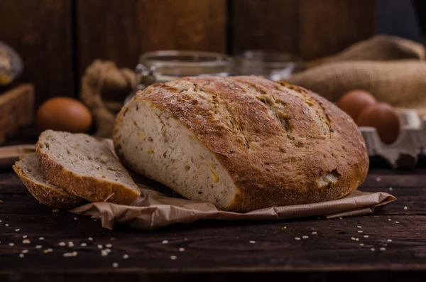 Σπιτικό Ψωμί Φωτογραφία Του Προϊόντος Επιλεκτική Εστίαση Άλλοι Γλυκά Πίσω — Φωτογραφία Αρχείου