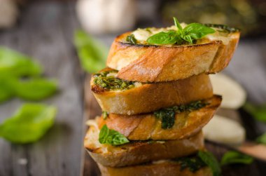 Sarımsak otlar ekmek taze mozzarella, gıda fotoğraf, vintage fotoğraf ile