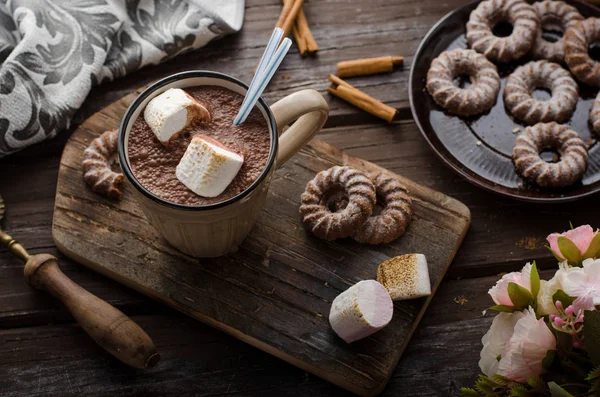 Hausgemachte Dunkle Heiße Schokolade Mit Marshmallows Food Fotografie — Stockfoto