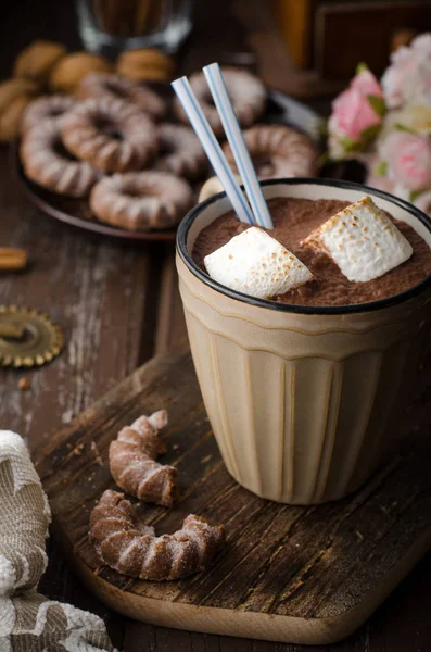 Hausgemachte Dunkle Heiße Schokolade Mit Marshmallows Food Fotografie — Stockfoto