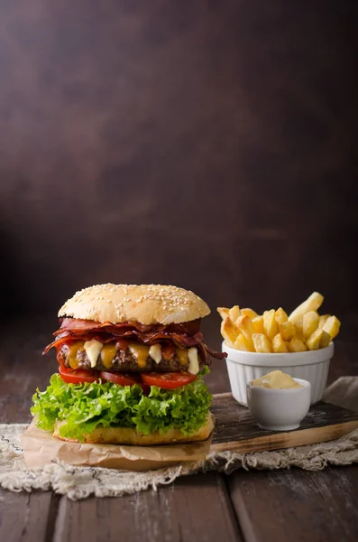 Homemade Bacon Burger Lettuce Cheddar Homemade Potato French Fries Food — Stock Photo, Image