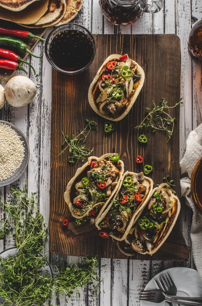 Comida Deliciosa Conchas Taco Caseiras Pimenta Picante Fresca Frango Com — Fotografia de Stock