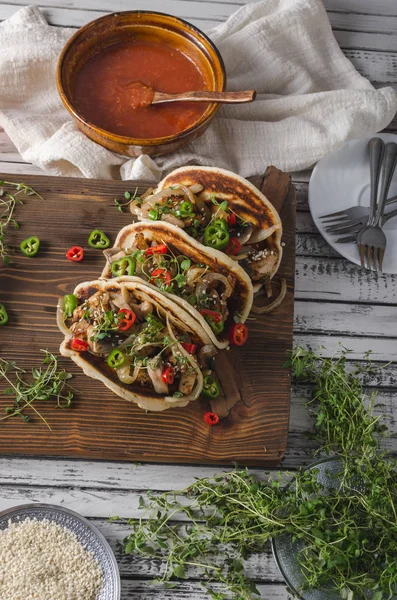 Comida Deliciosa Conchas Caseras Tacos Chile Picante Fresco Pollo Con —  Fotos de Stock
