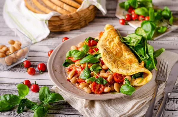 Bio healthy egg omelette — Stock Photo, Image