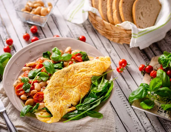 Bio gezonde Eier omelet — Stockfoto