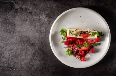 beyaz çikolata tatlı