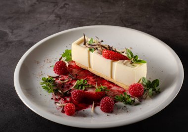 beyaz çikolata tatlı