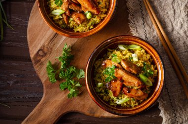 Somonlu taze domates makarna