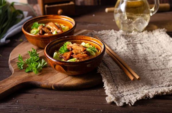 Massa de tomate fresca com salmão — Fotografia de Stock