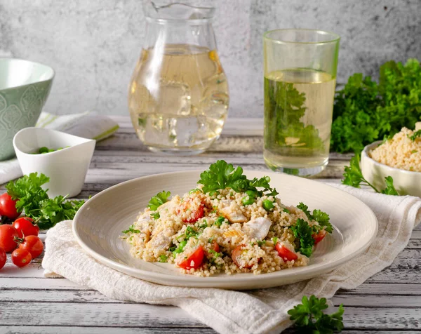 Couscous with chicken — Stock Photo, Image