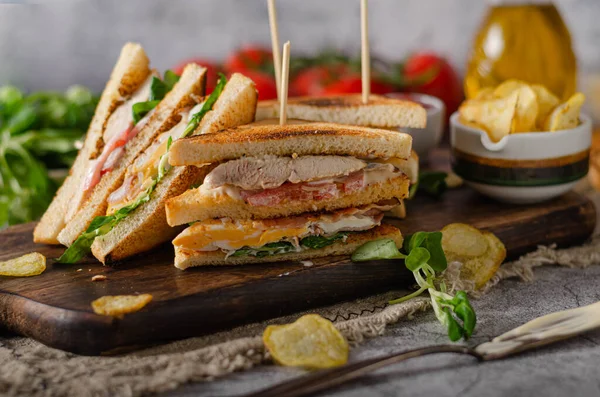 Простой Отличный Сэндвич Хорошо Известный Свежий Ингредиент — стоковое фото