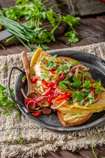 Heerlijk Eenvoudig Ontbijt Vers Groente Zelfgemaakt Brood — Stockfoto