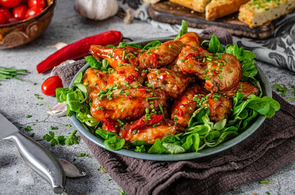 Chicken Wings Garlic Chilli Red Sauce — Stock Photo, Image