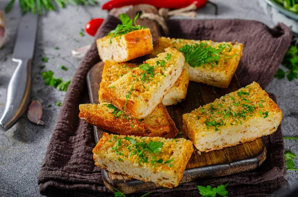 Delicious Simple Dish Garlic Baguette Fresh Herbs Butter — Stock Photo, Image