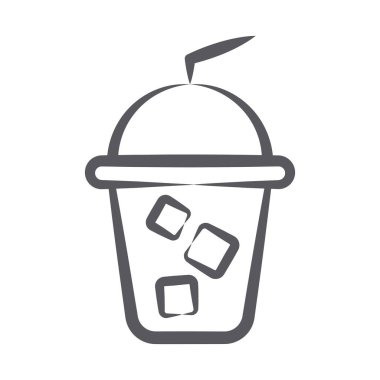 Soğuk ve tek kullanımlık bardakta buzlu içecek. 