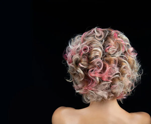 Szépség Divat Modell lány színes festett göndör haj. — Stock Fotó