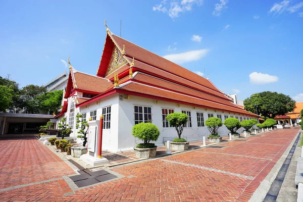 Siwamok Phiman hall is ancient building, now it use for main temporary gallery of Thailand\'s national museum, Bangkok