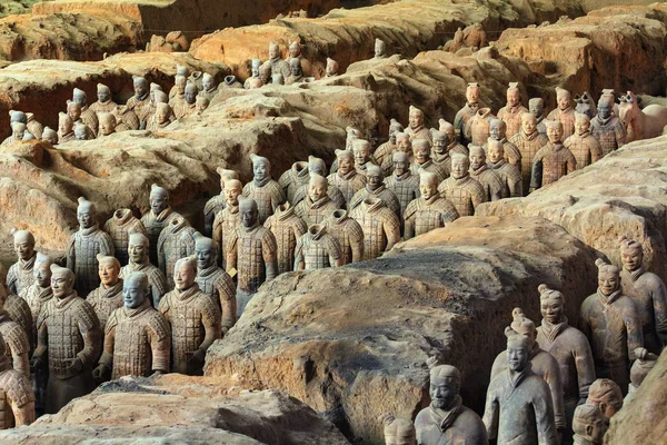 Los guerreros de terracota del eterno ejército de Qin Shi Huang . Imagen de archivo