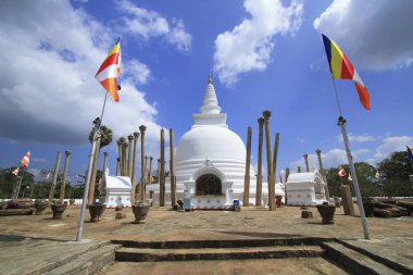 Anuradhapura, Sri Lanka 'da Thuparama dagoba.
