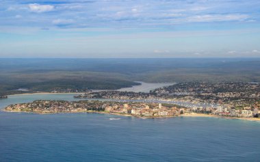 Sidney Cronulla Beach ve Sutherland Shire'alanının havadan görünümü