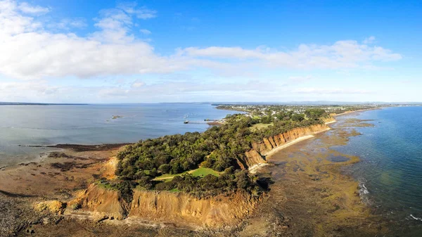 Aerial view of the cliffs and lookout at Settlement Point — Stock Photo, Image