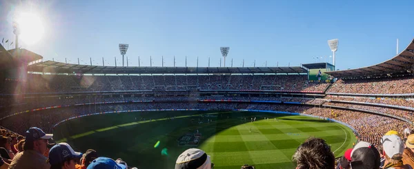 Inside the MCG with a crowd of 90,000 — Stock Photo, Image