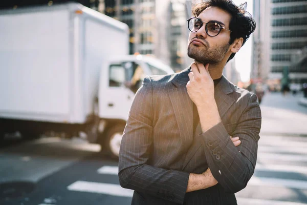 Contemplative Male Entrepreneur Trendy Formal Clothing Thinking Business Idea Manhattan — Stock Photo, Image