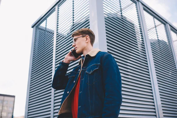 View Hipster Guy Dressed Denim Jacket Talking Operator Phone Call — Stock Photo, Image